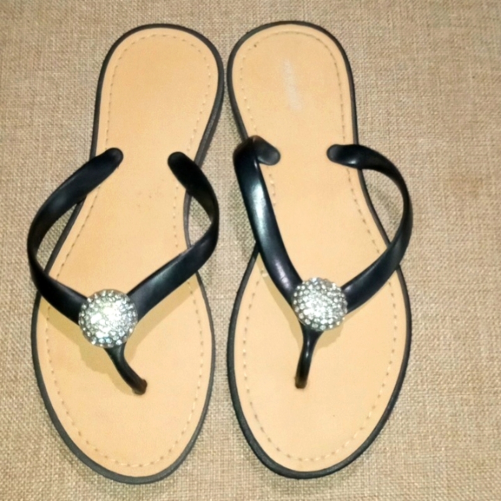 Joe Boxer sandals